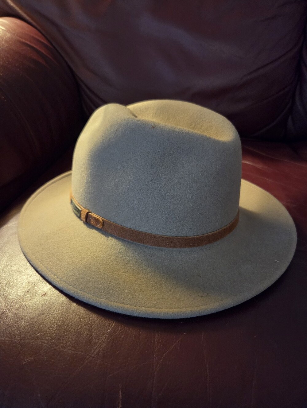 Eddie Bauer Lite Felt Mens Fedora Hat Preowned Beige Color Designer 100% Wool